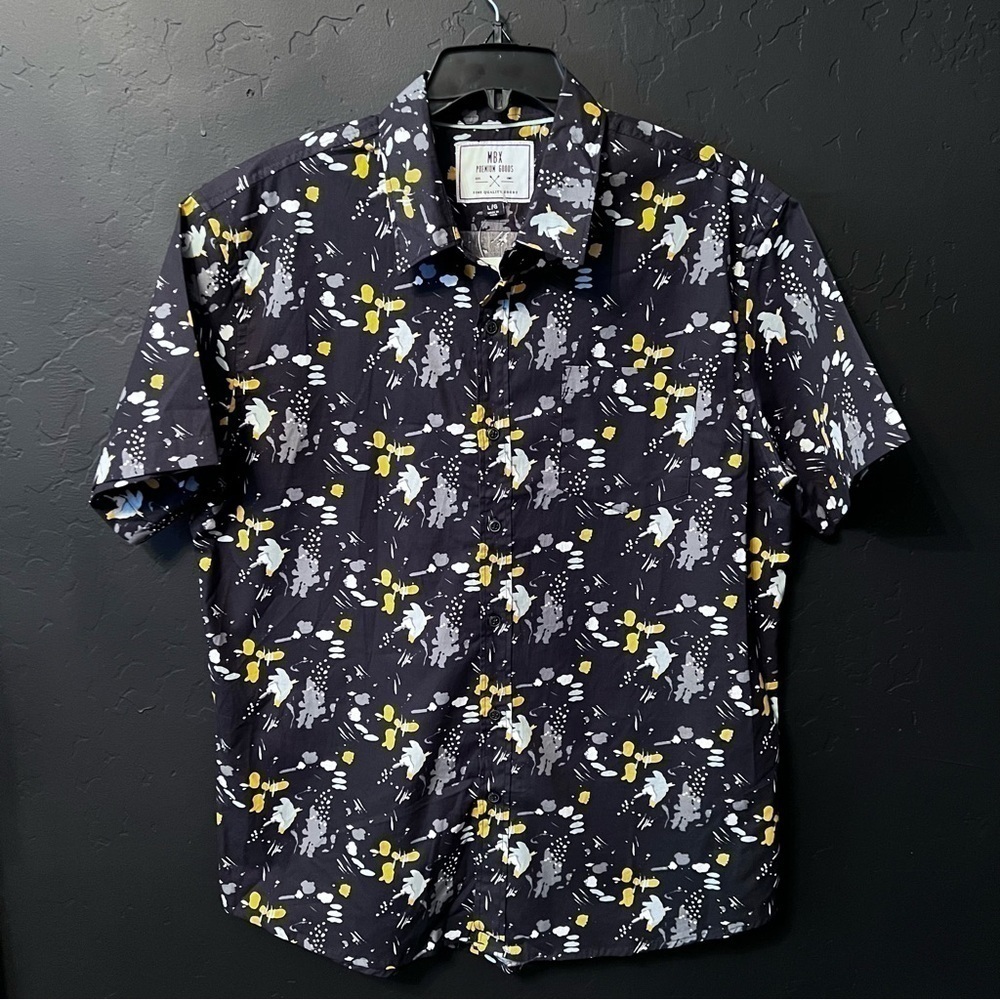 MBX Premium Goods Button Down Top Shirt Size:L Color: black/ yellow/white/gray